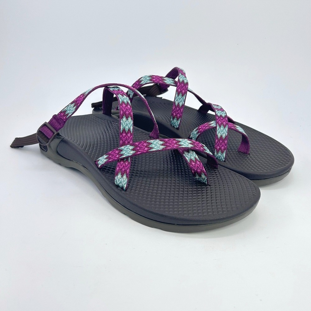 Chaco Zong EcoTread Sandals Womens 10 Berry Teal Toe Loop J104904 Discontinued